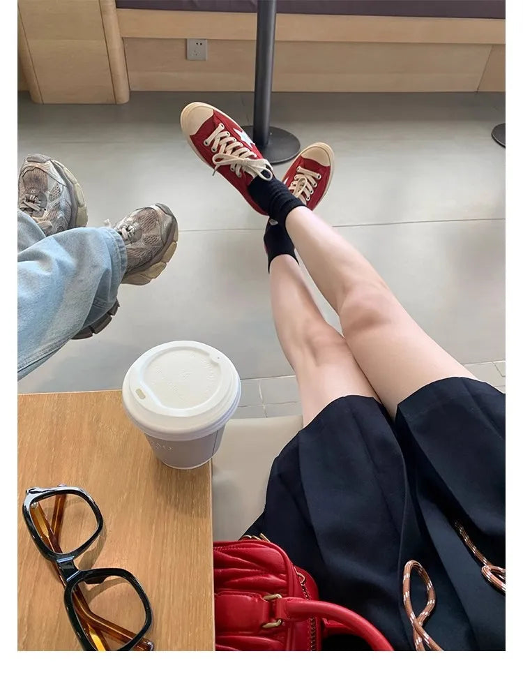 2025 Washed horse leather, old stars, casual inner height increase, small dirty shoes, women's board shoes