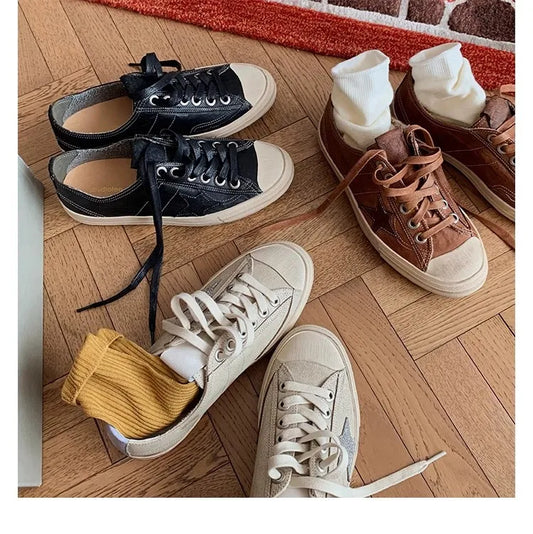 2025 Washed horse leather, old stars, casual inner height increase, small dirty shoes, women's board shoes